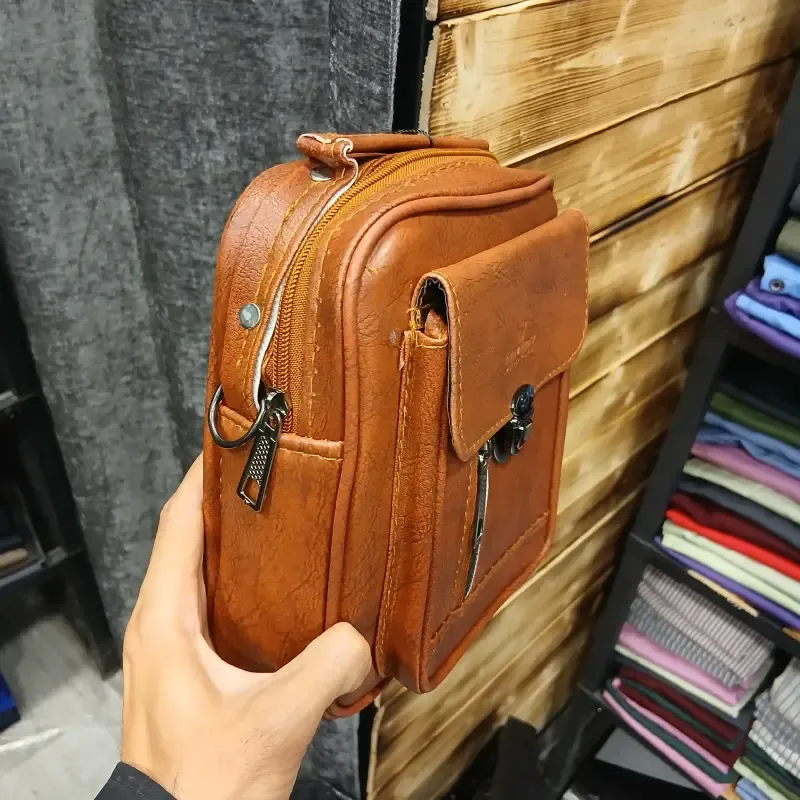کیف دوشی اسپرت مردانه چرم مصنوعی رنگ مشکی و عسلی و قهوه ای روزمره - تصویر 9