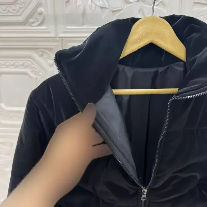 کاپشن رزیتا سیلیکونی پشم شیشه گرم بالا مشکی فری سایز تا 44 قد 55 - تصویر 2