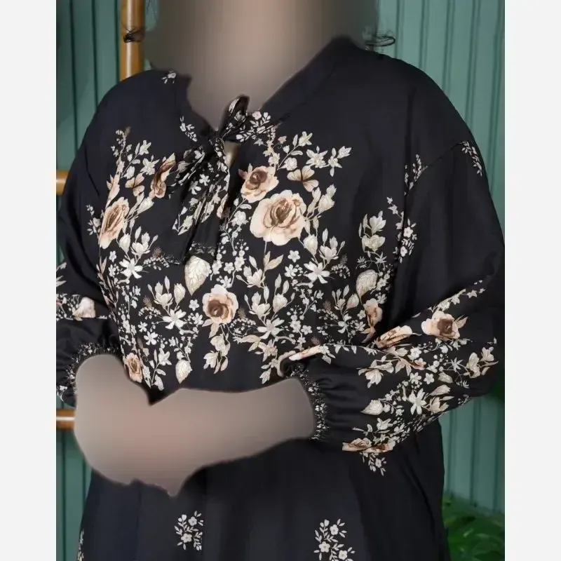 پیراهن کلوش بلند طرح عالیس جنس کرپ بوگاتی ترک رنگ طلایی فری سایز - تصویر 3