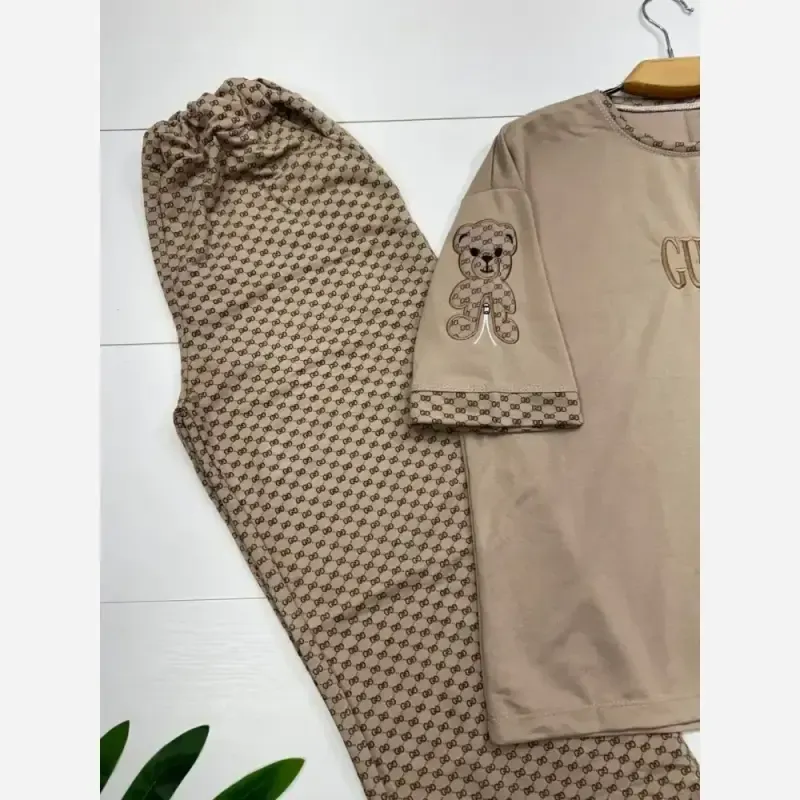 ست تیشرت و شلوار لویی جنس پنبه گلکسی رنگ شکلاتی و کرم نسکافه ای سایز فری 38 تا 46 - تصویر 6
