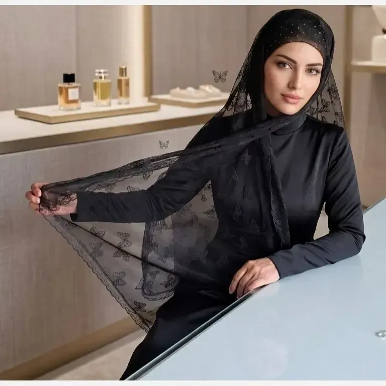 شال تور پروانه ای مشکی حاشیه گیپور ابعاد 170 در 60 سانتی متر - تصویر 4