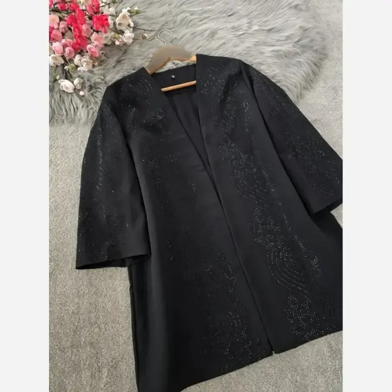 مانتو کت نگینی مجلسی جنس مازراتی رنگ مشکی سایز یک و دو - تصویر 3