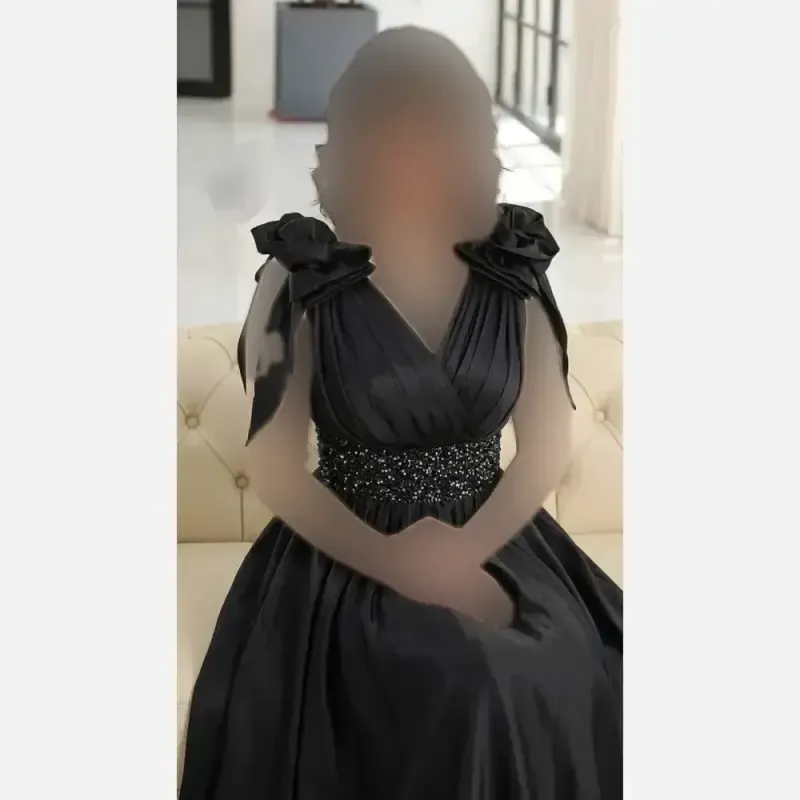 ماکسی زنانه مدل لاله ساتن تافته گرم بالا رنگ مشکی سایز 1 تا 3 کاپدار - تصویر 3