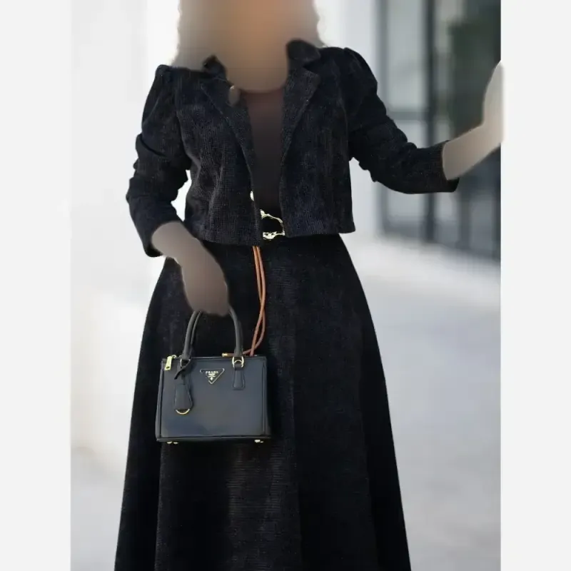 کت دامن مخمل کبریتی رعنا زنانه سایز بزرگ و معمولی - تصویر 10