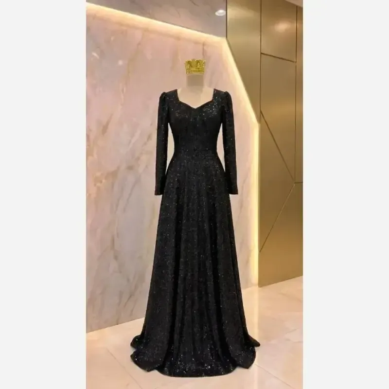 پیراهن بلند مجلسی زنانه دانتل چمنی مشکی کاپدار سنگدوزی شده سایز بزرگ - تصویر 8