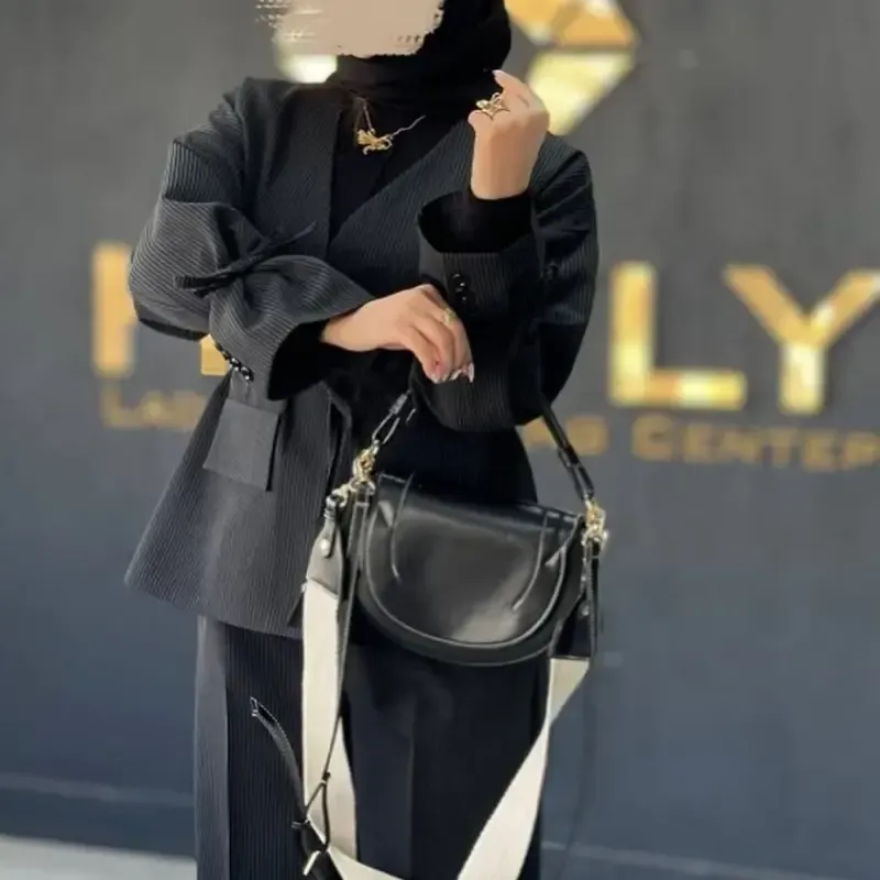کت شلوار زنانه مدل فرشته پارچه دیپلمات سایزبندی رنگبندی متنوع - تصویر 5